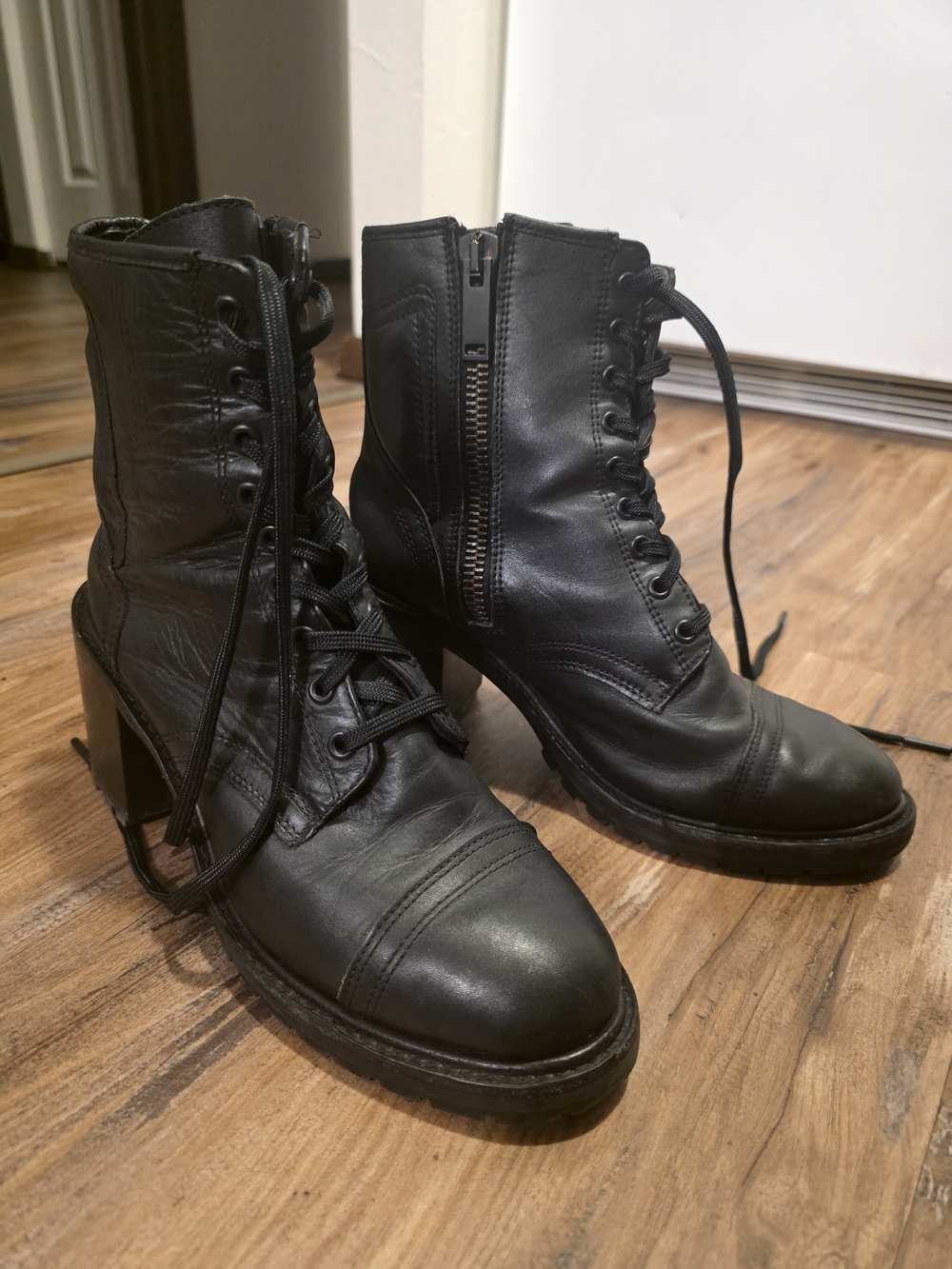 Black Thursday Boots